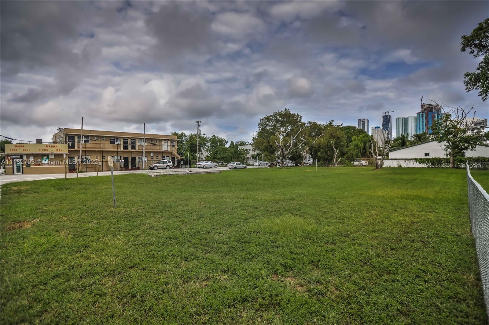 749 NW 5th Ave, Miami FL 33136 photo 4