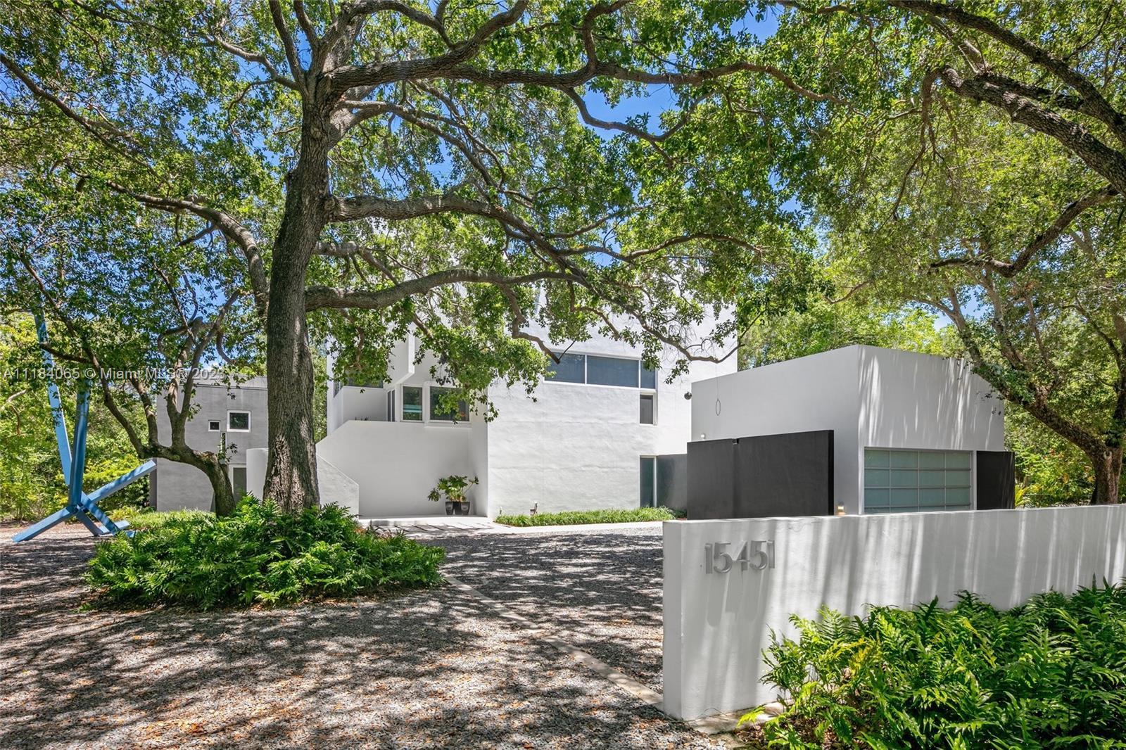 15451 SW 67th Ct, Palmetto Bay FL 33157