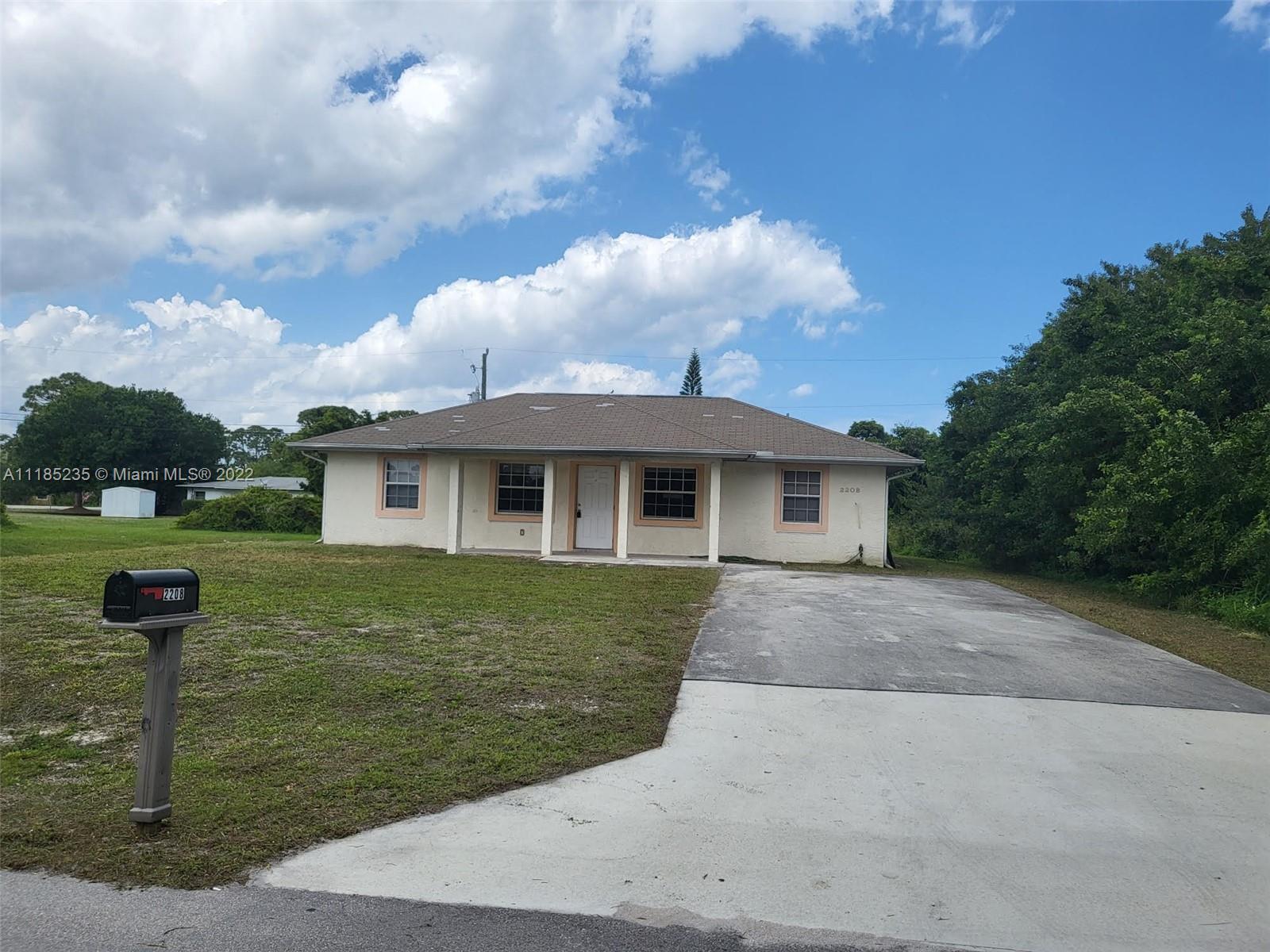 2208 San Marcos Ave, Fort Pierce FL 34946