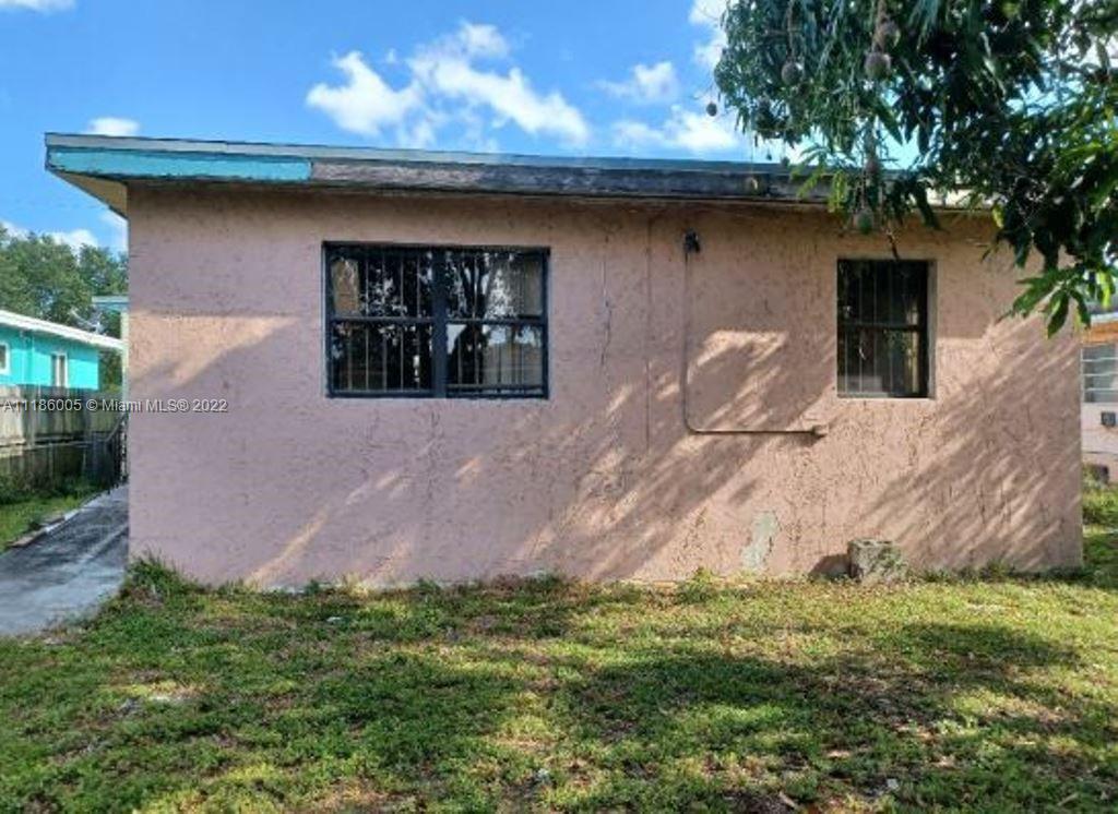 3242 NW 49th St, Miami FL 33142 photo 2