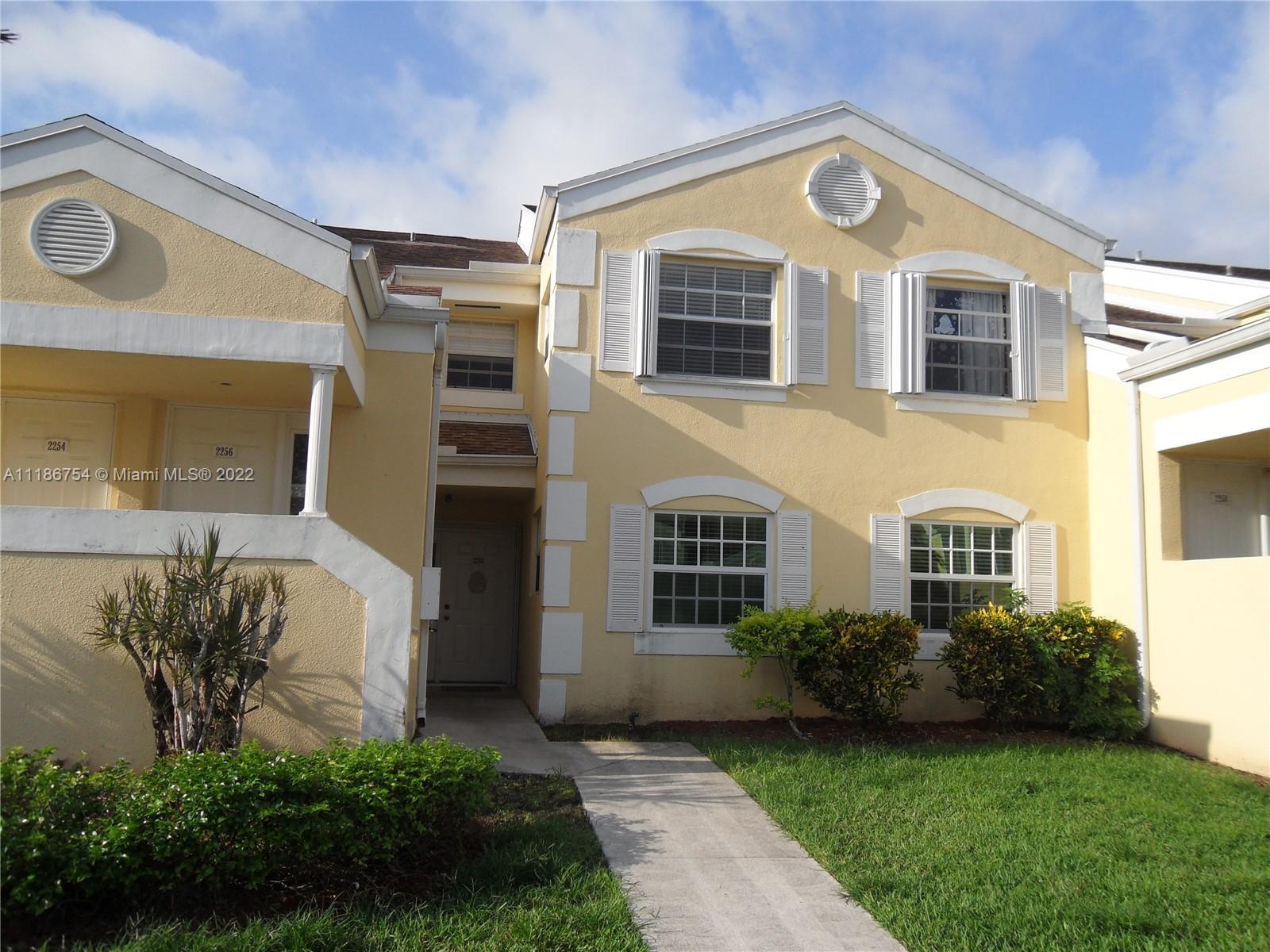 2255 SE 27th Dr, Homestead FL 33035 photo 2
