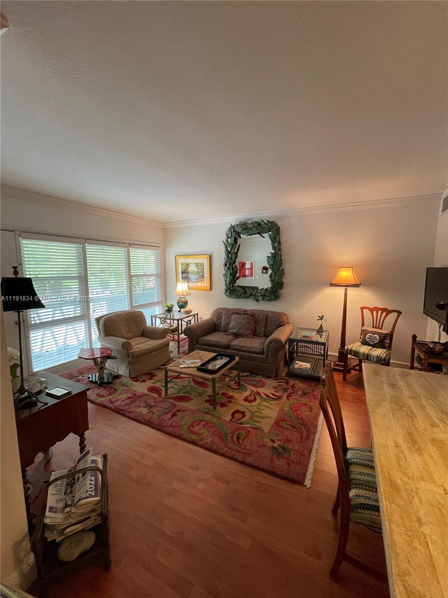 35 Edgewater Dr # 205, Coral Gables FL 33133 photo 2