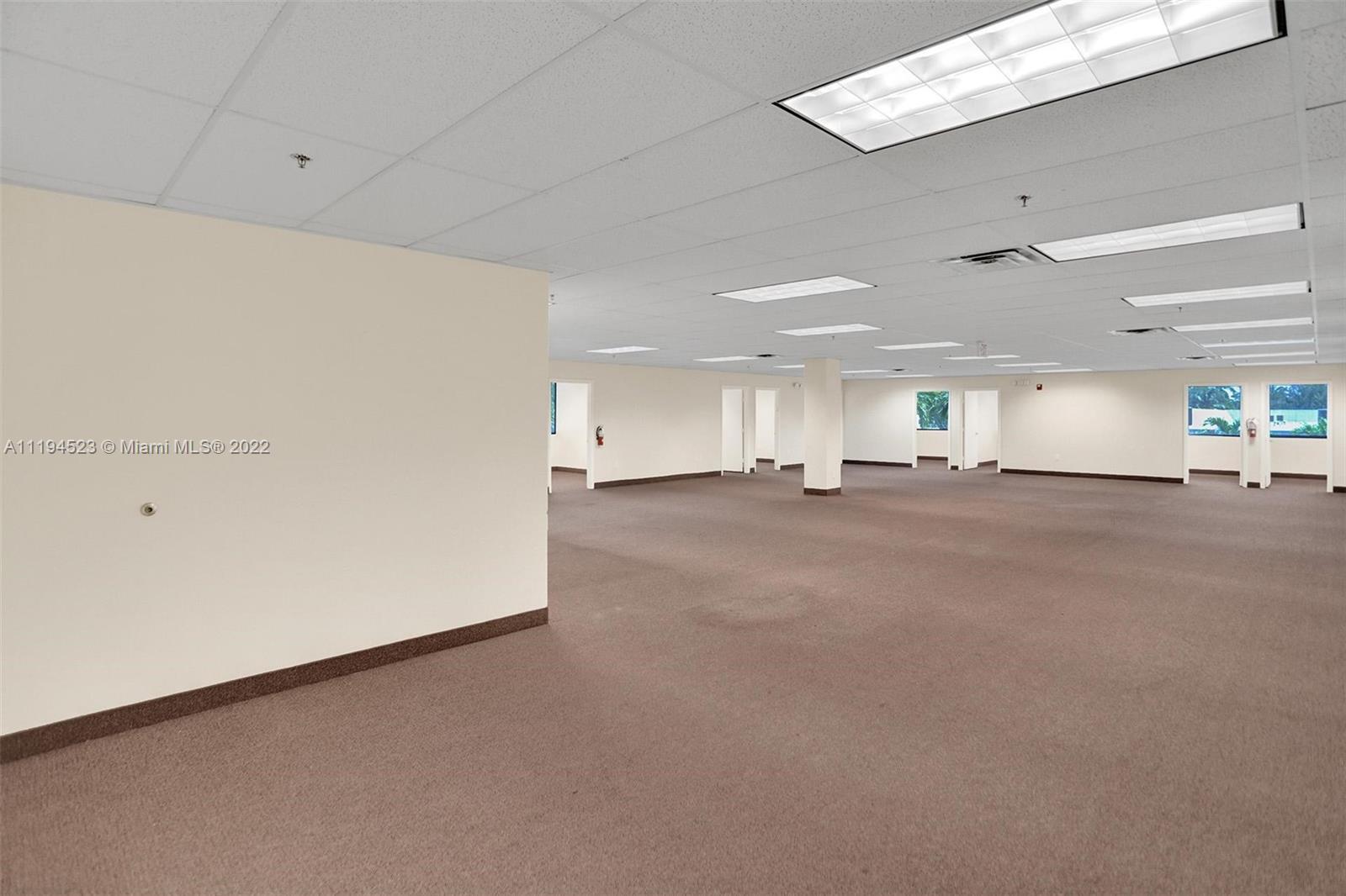 2870 Stirling Rd, Hollywood FL 33020 photo 2