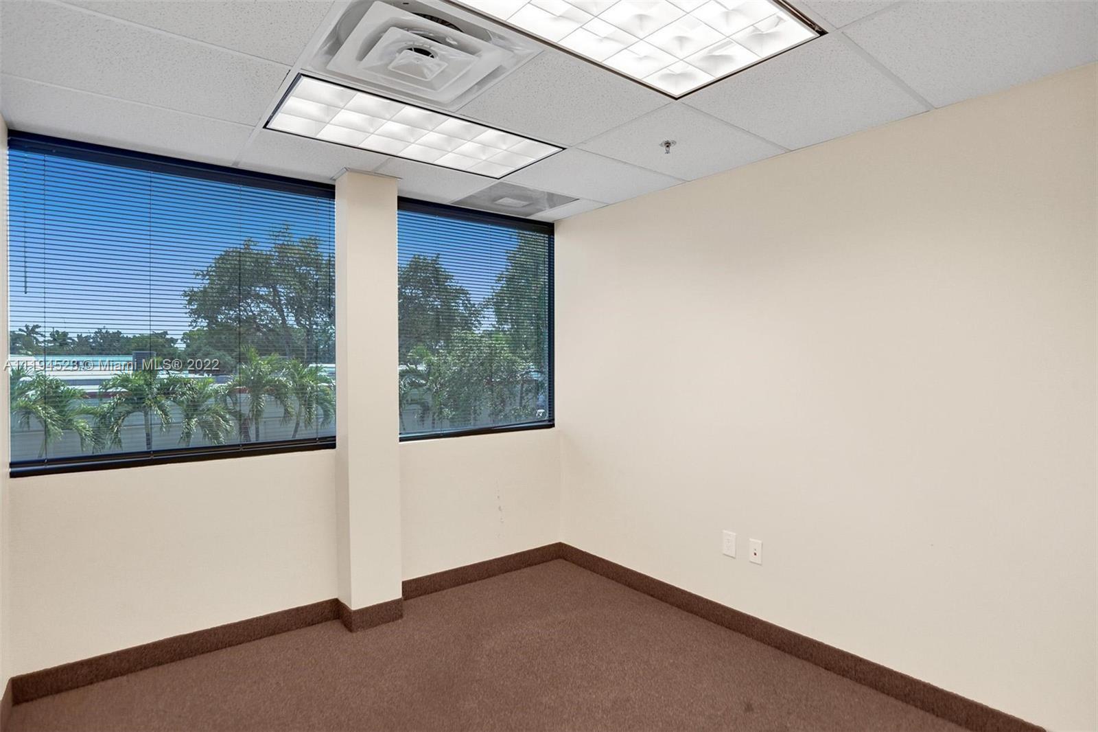 2870 Stirling Rd, Hollywood FL 33020 photo 5