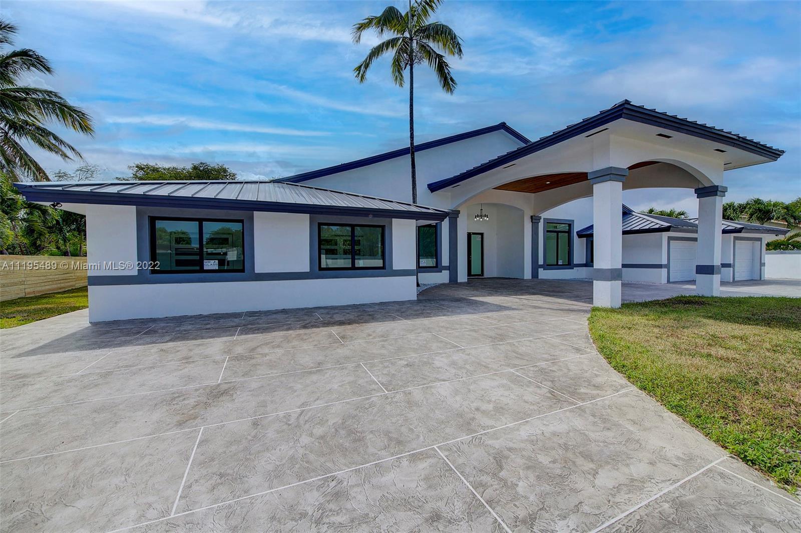9410 E Calusa Club Dr, Miami FL 33186 photo 2
