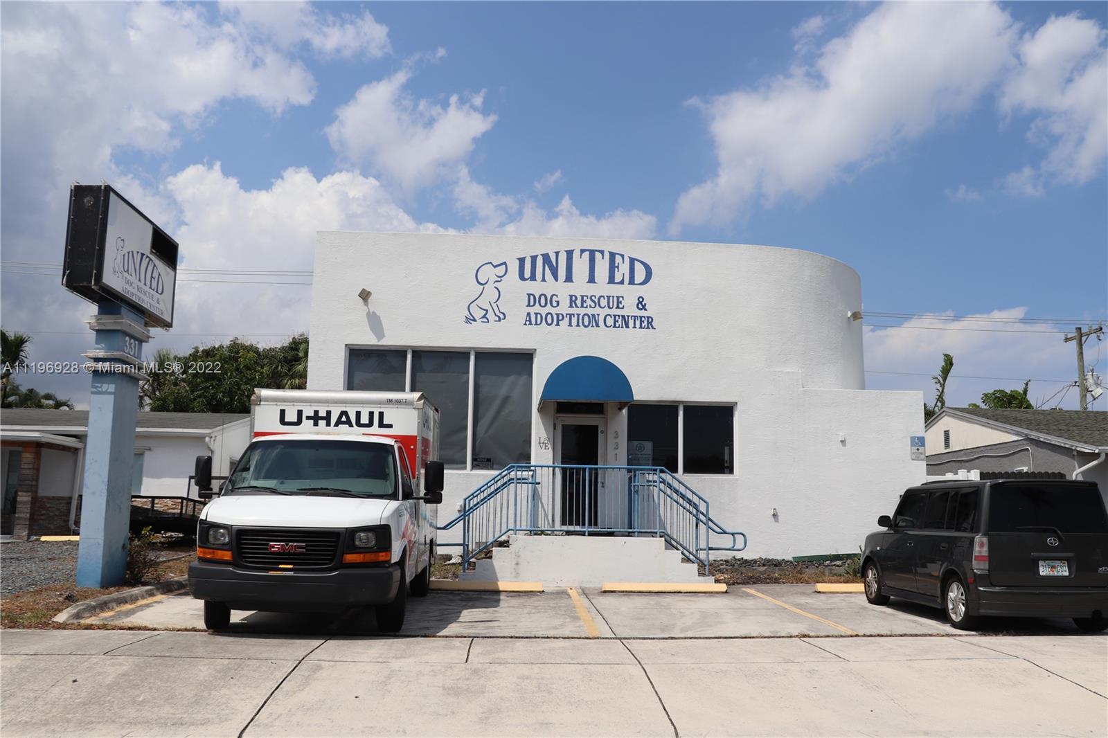 331 E Commercial Blvd, Oakland Park FL 33334 photo 2