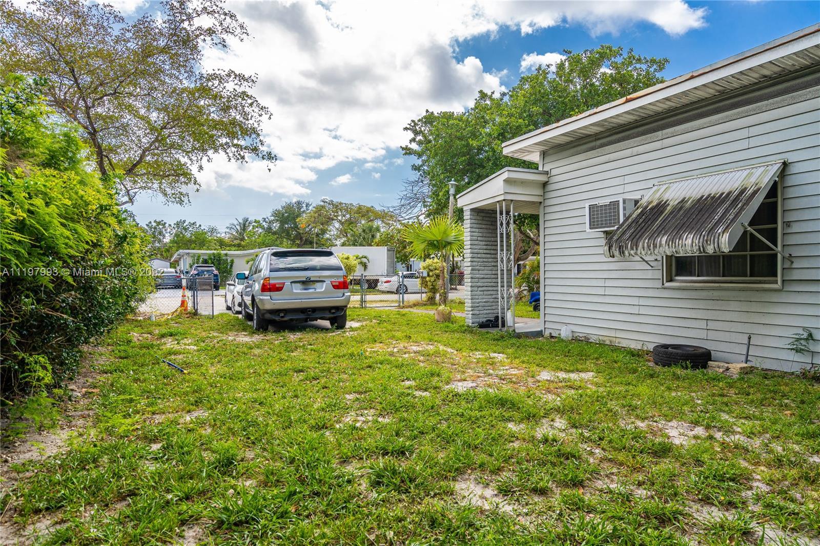 North Miami, FL 33168 photo 3