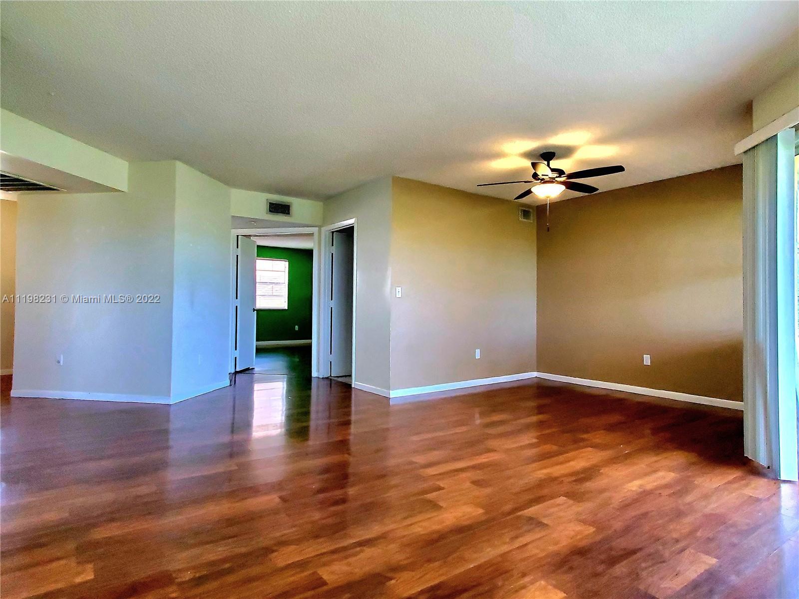 2246 SE 27th Dr # D, Homestead FL 33035 photo 3