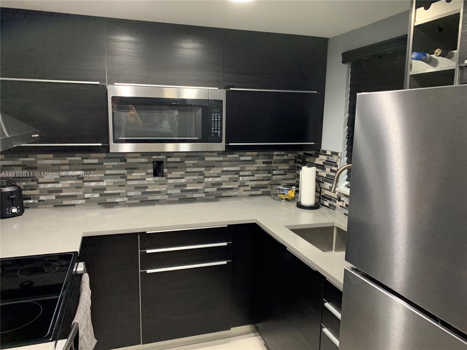 5375 SW 40th Ave # 102, Dania Beach FL 33314 photo 4