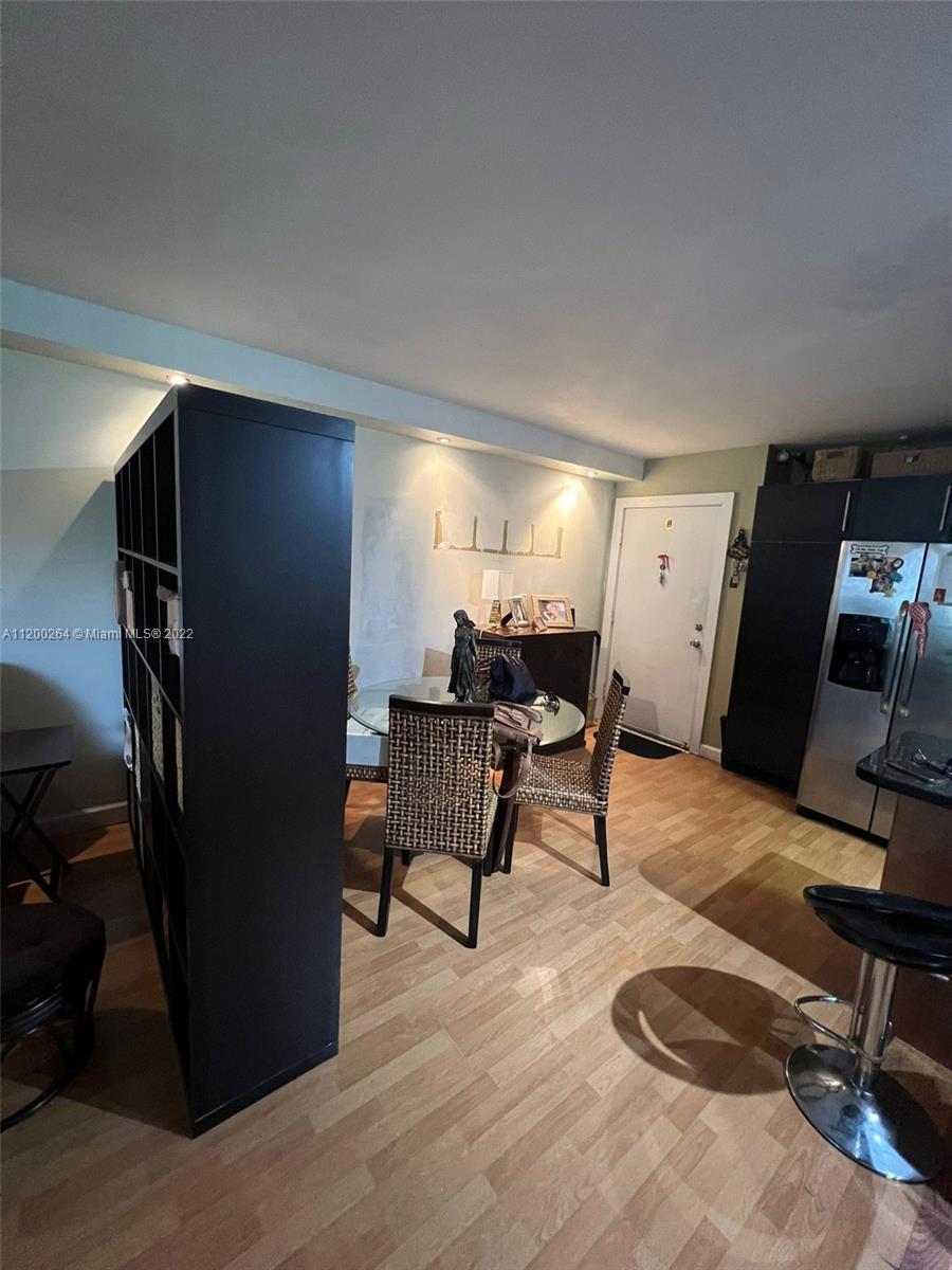 8820 Fontainebleau Blvd # 107, Miami FL 33172 photo 2