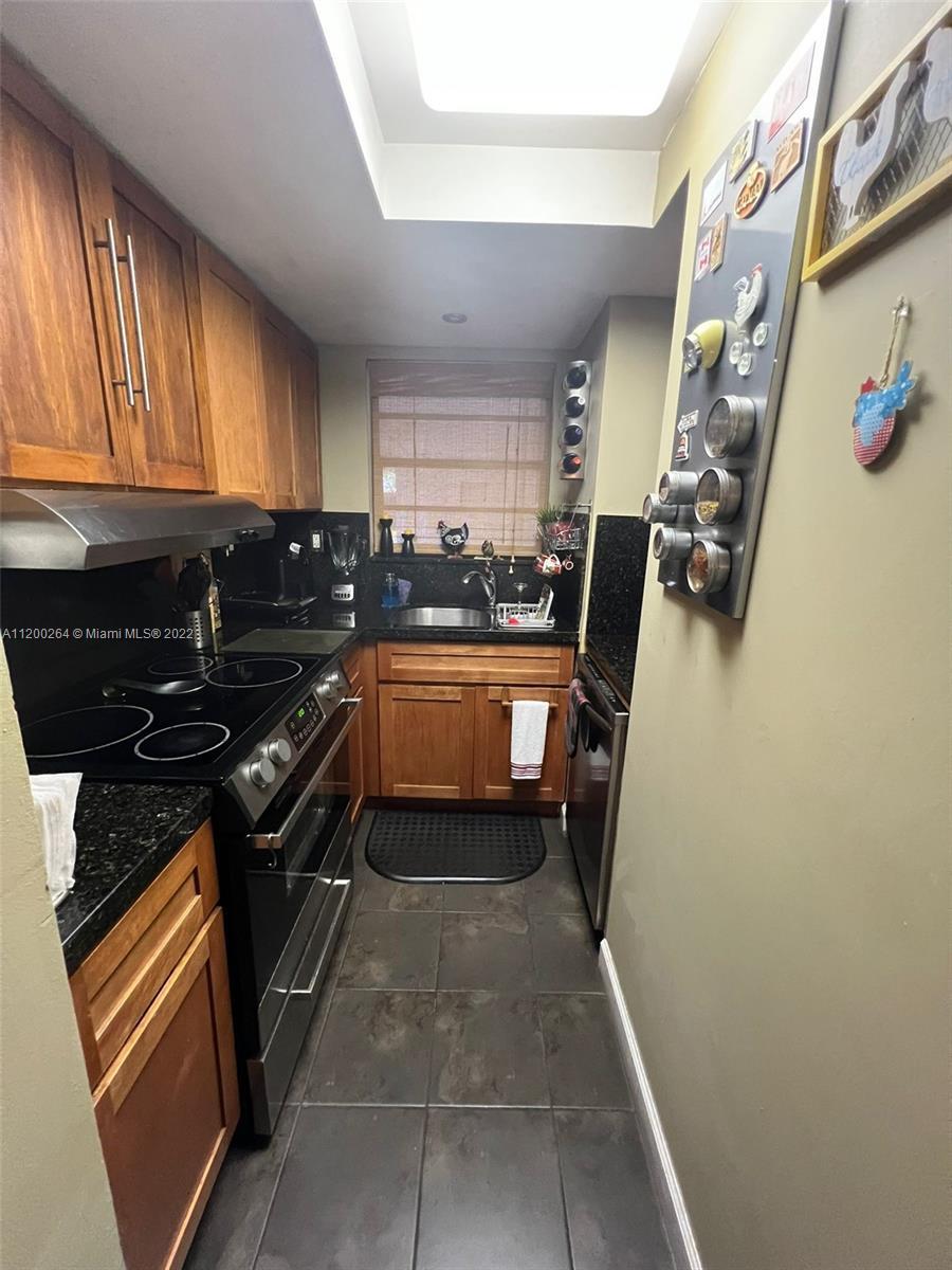 8820 Fontainebleau Blvd # 107, Miami FL 33172 photo 3