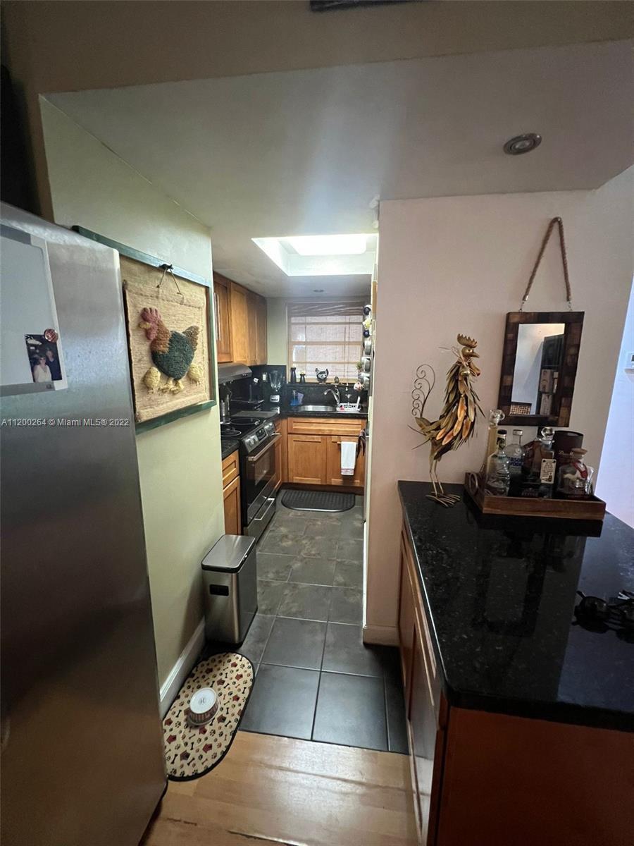8820 Fontainebleau Blvd # 107, Miami FL 33172 photo 4