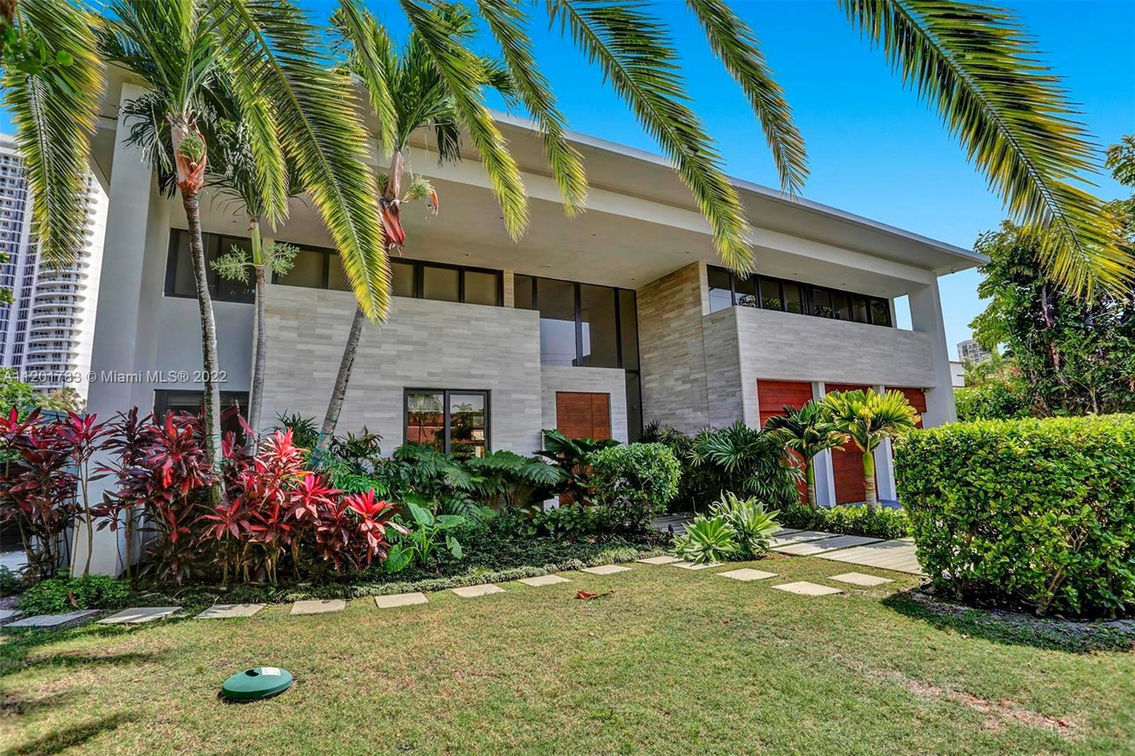 219 Holiday Dr, Hallandale Beach FL 33009