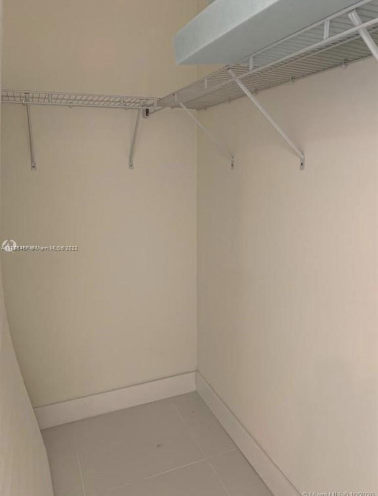 6611 NW 102nd Path, Doral FL 33178 photo 4