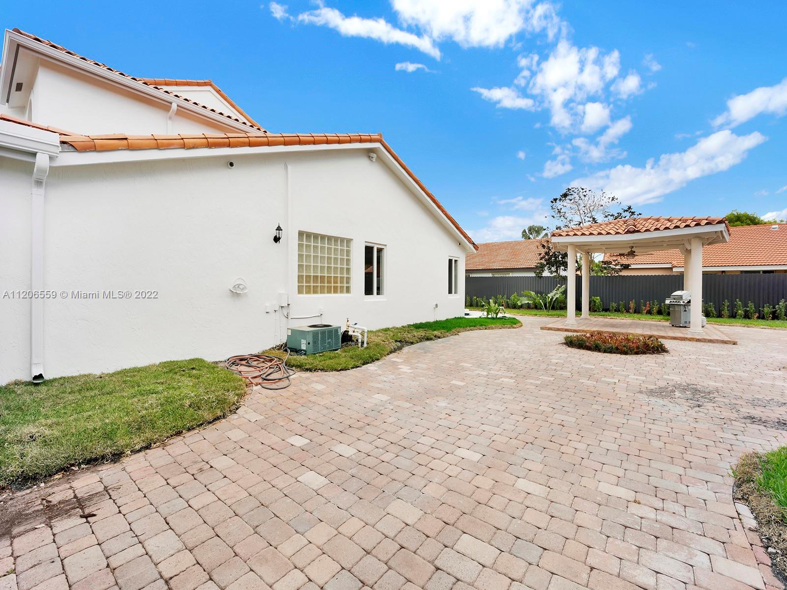 4351 SW 155th Ct, Miami FL 33185 photo 3