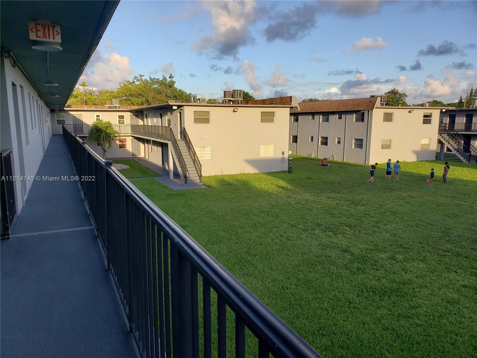 4300 SW 67th Ave # 30, Miami FL 33155