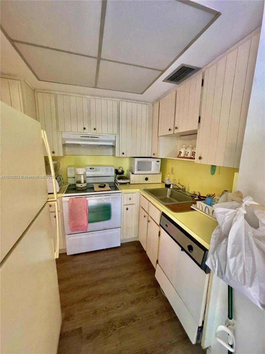 300 NE 20th St # 6100, Boca Raton FL 33431 photo 3