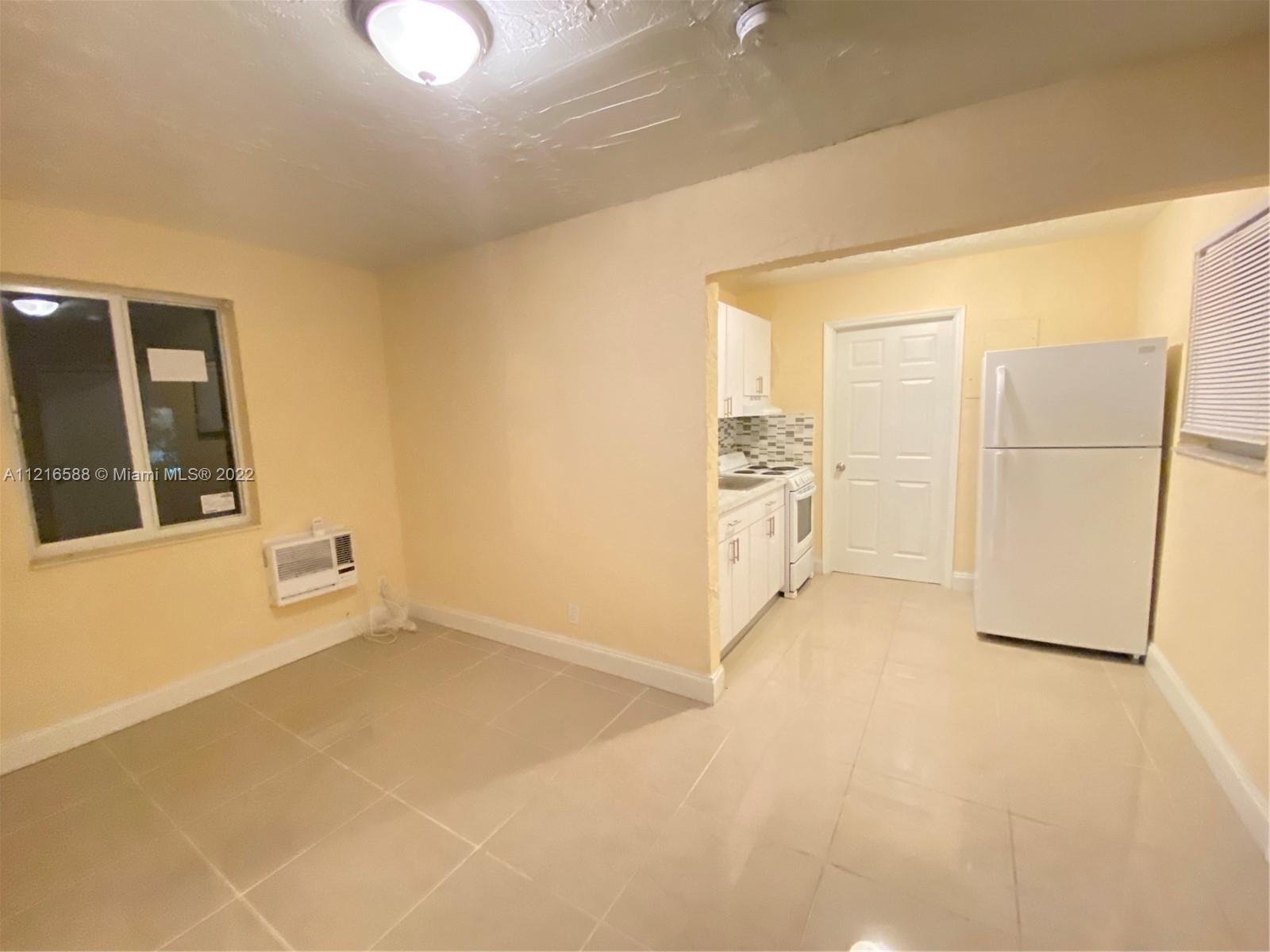 172 NW 12th St # 6, Miami FL 33136 photo 4