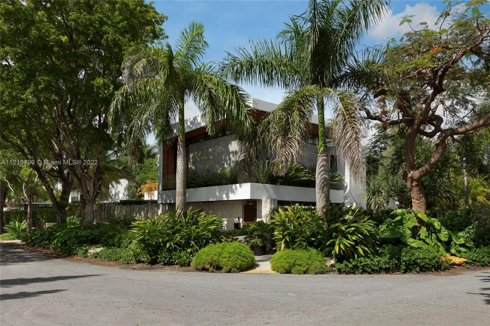 4214 Anne Ct, Coconut Grove FL 33133 photo 2