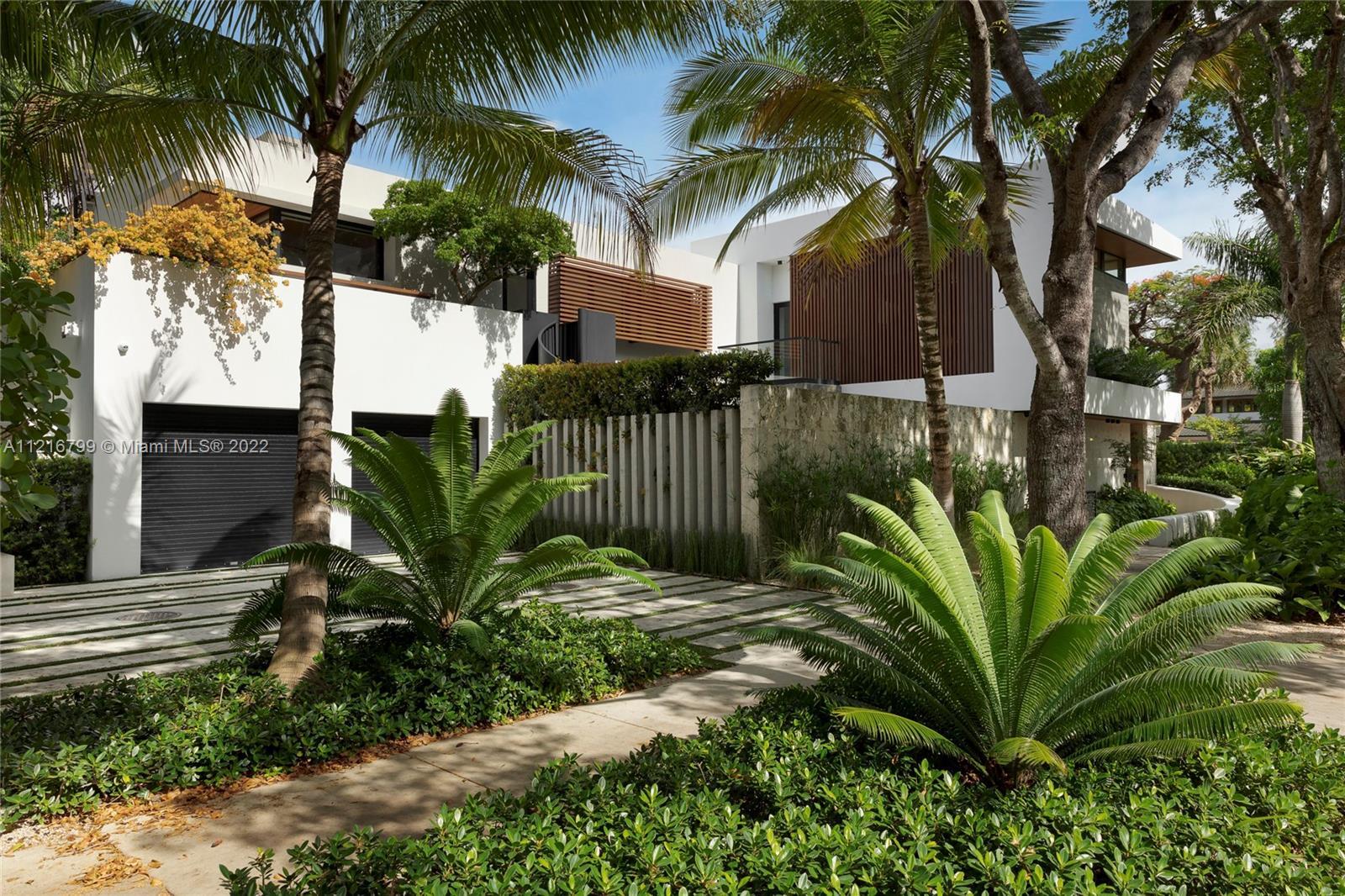 4214 Anne Ct, Coconut Grove FL 33133