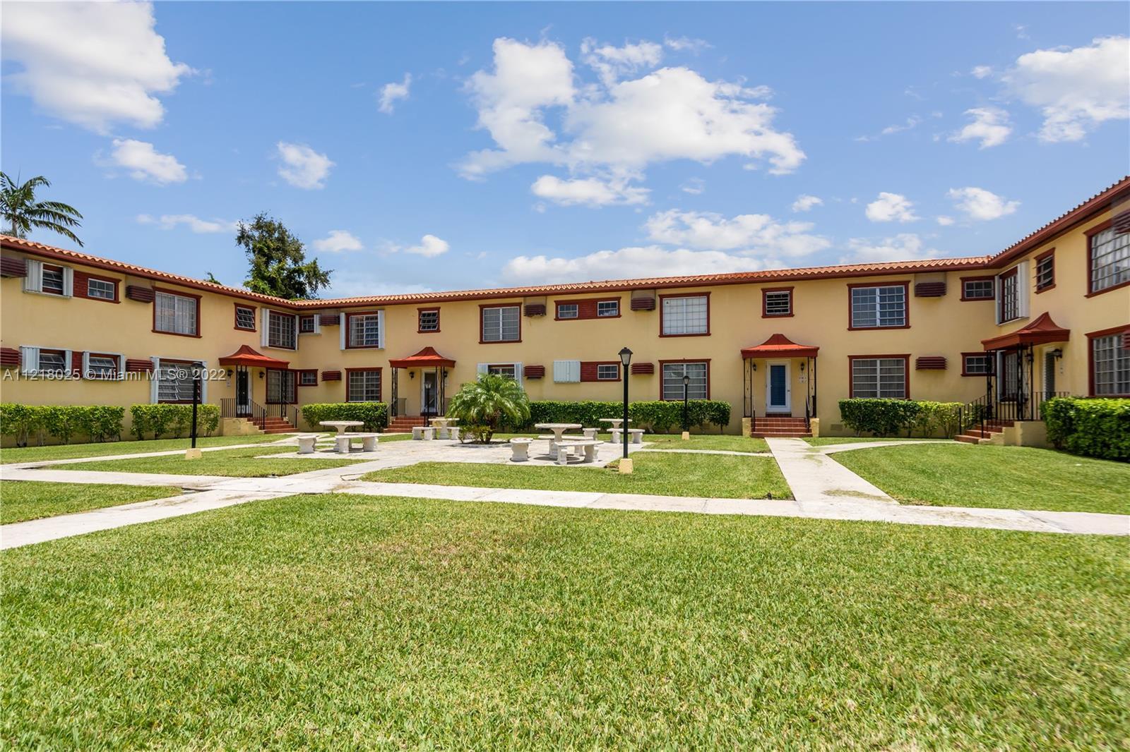651 SW 11th St # 13W, Miami FL 33129 photo 2