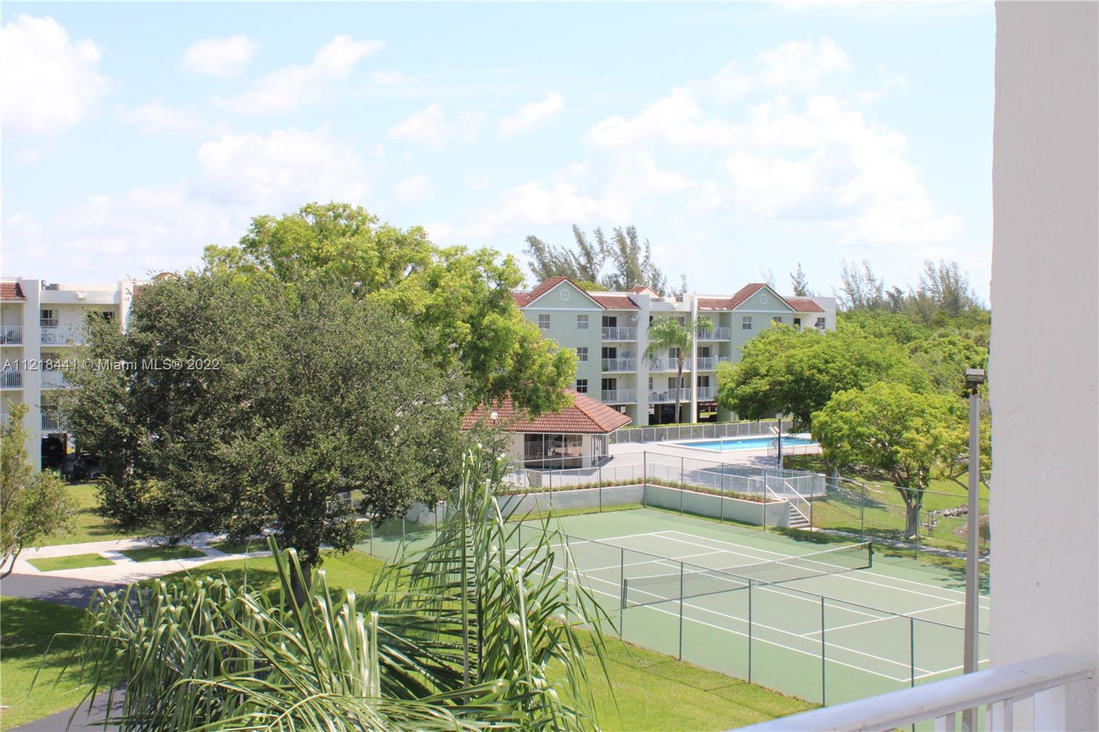 8240 SW 210th St # 303, Cutler Bay FL 33189