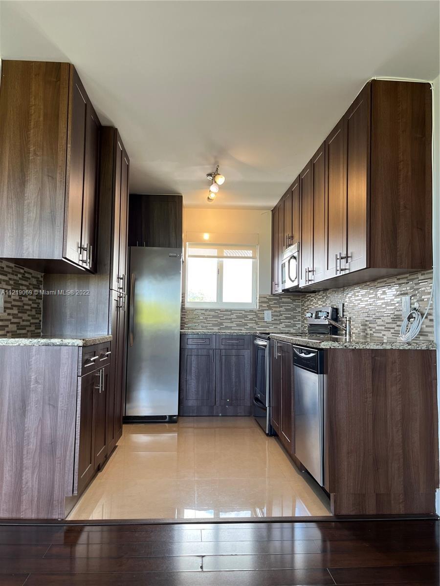 2950 SW 3rd Ave # 4C, Miami FL 33129 photo 3