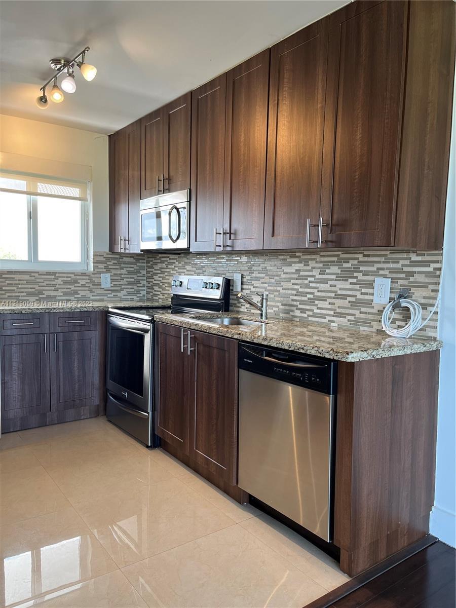 2950 SW 3rd Ave # 4C, Miami FL 33129