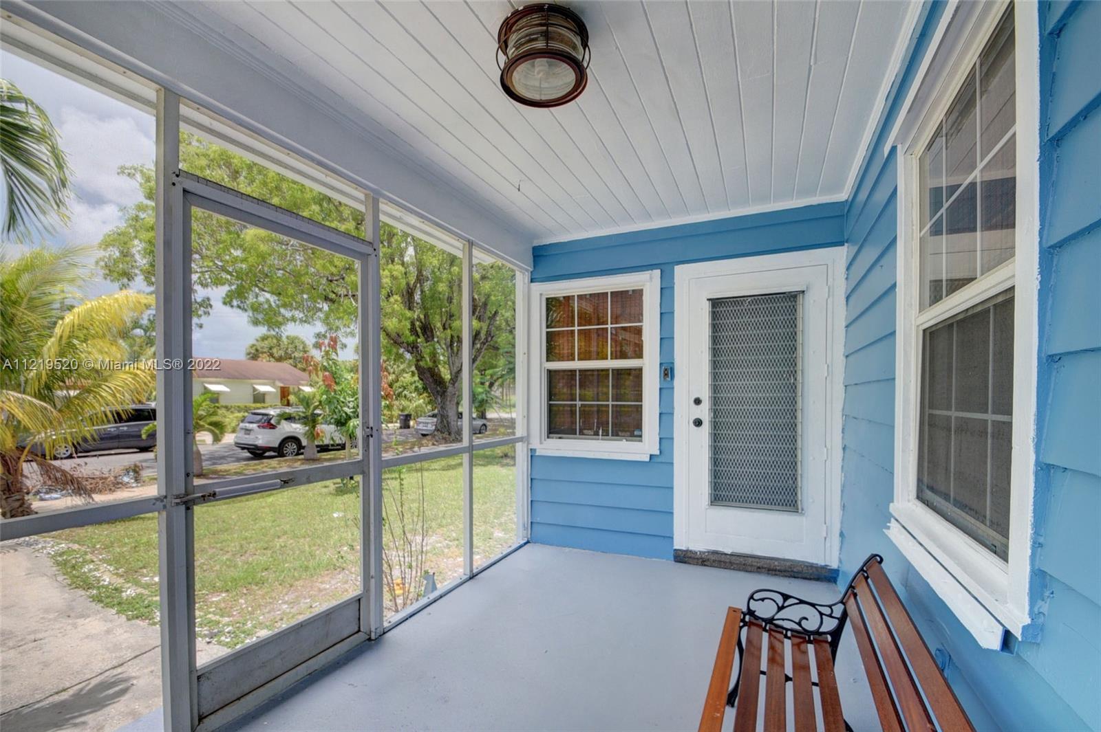 1129 Oak St, West Palm Beach FL 33405 photo 5