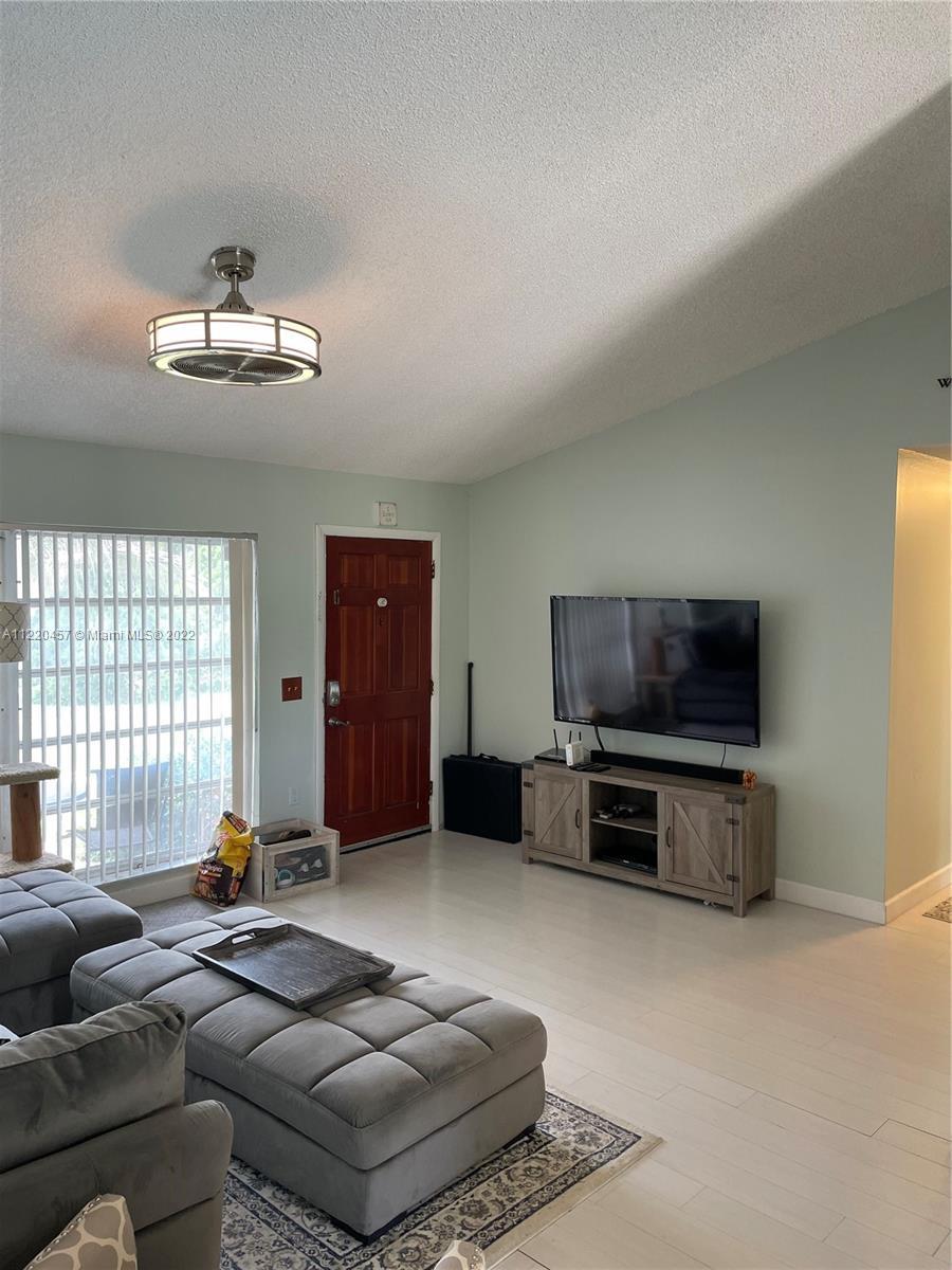 11451 NW 38th Pl, Sunrise FL 33323 photo 5