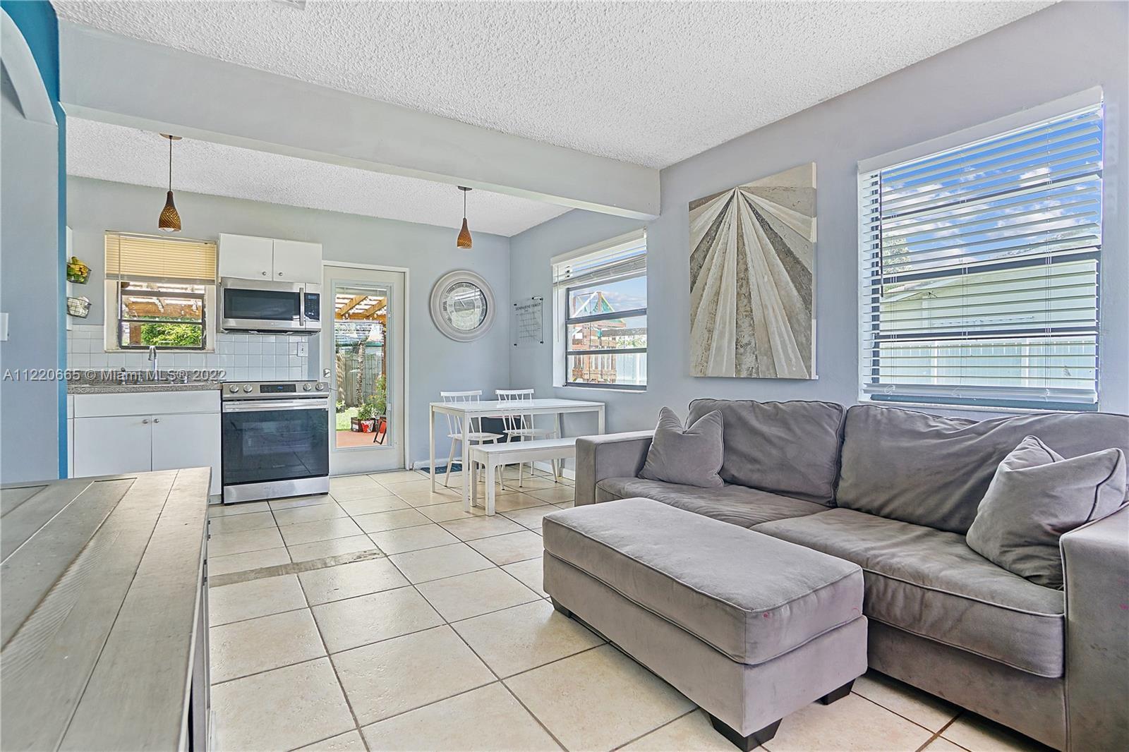 14700 SW 104th PL, Miami FL 33176 photo 3