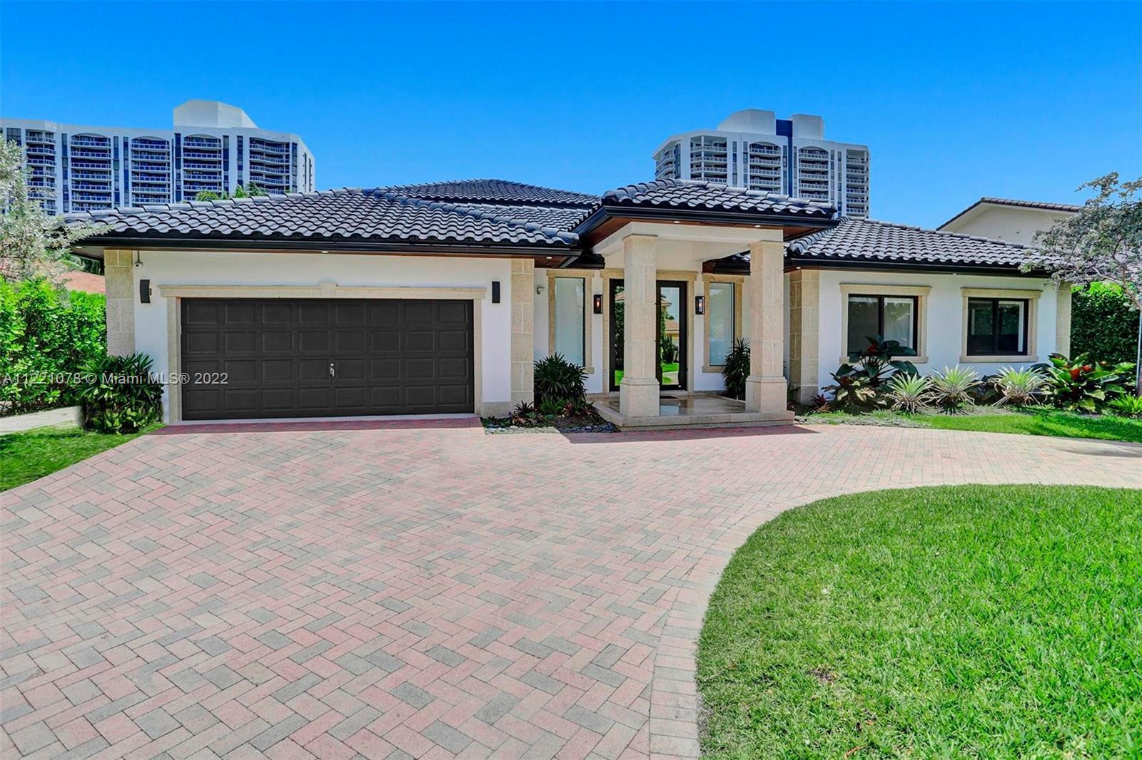 415 Holiday Dr, Hallandale Beach FL 33009 photo 2