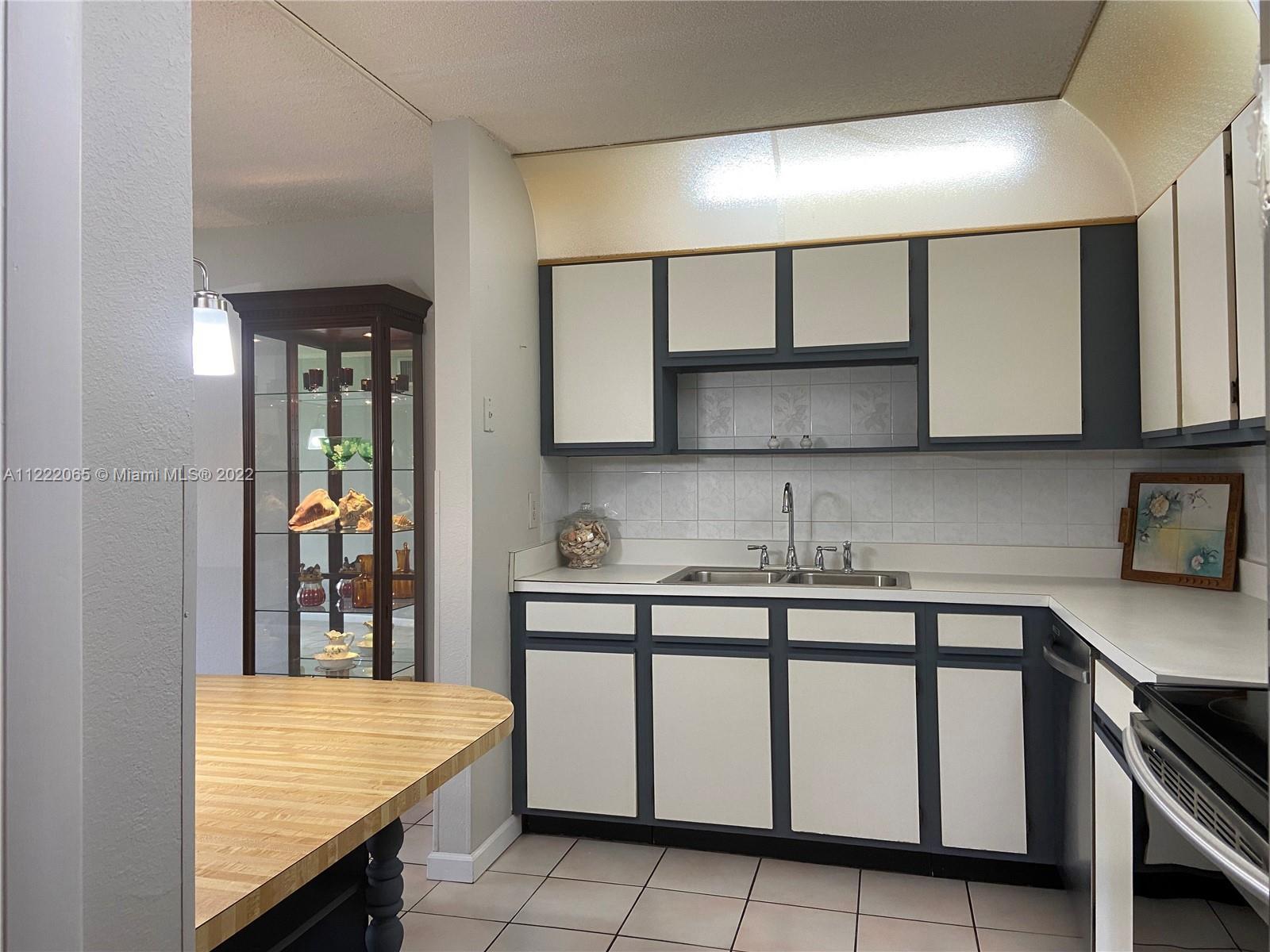14840 Naranja Lakes Blvd, Homestead FL 33032 photo 2