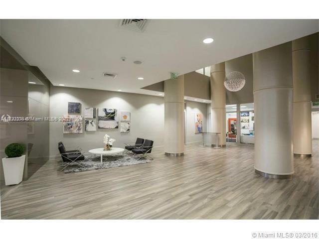 1750 N Bayshore Dr # 2806, Miami FL 33132 photo 3
