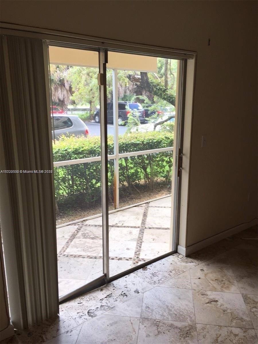 Miami, FL 33156 photo 3