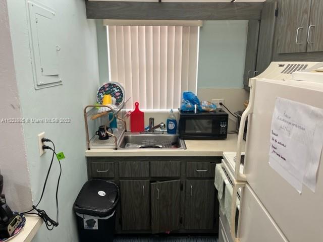 7505 SW 82nd St # 322, Miami FL 33143 photo 3