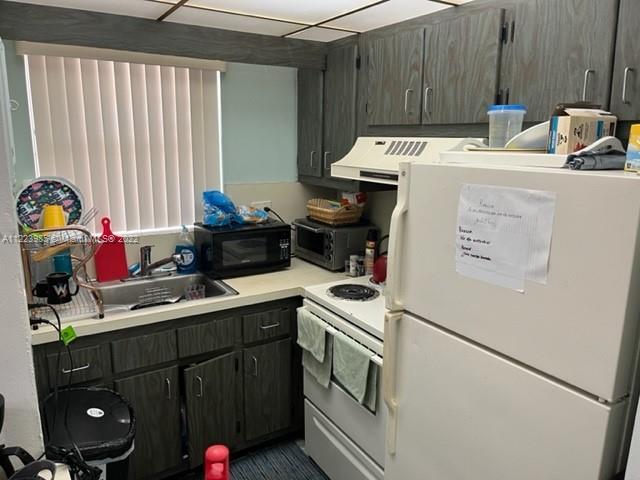 7505 SW 82nd St # 322, Miami FL 33143 photo 4