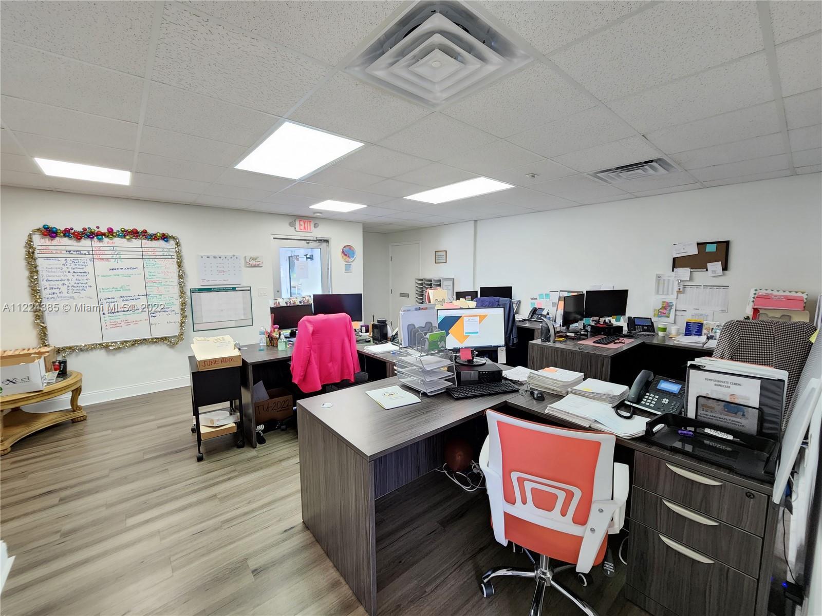 3911 Hollywood Blvd # 201, Hollywood FL 33021 photo 2