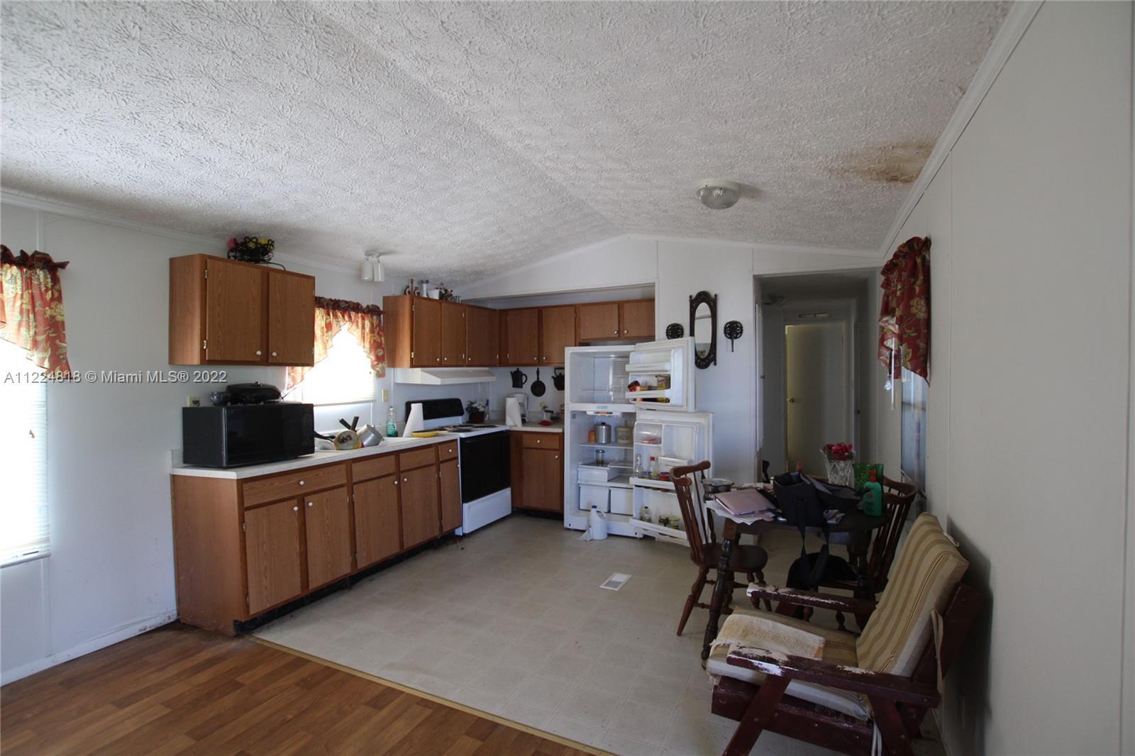 1232 Canal Way, Bulkhead Ridge FL 34974 photo 3