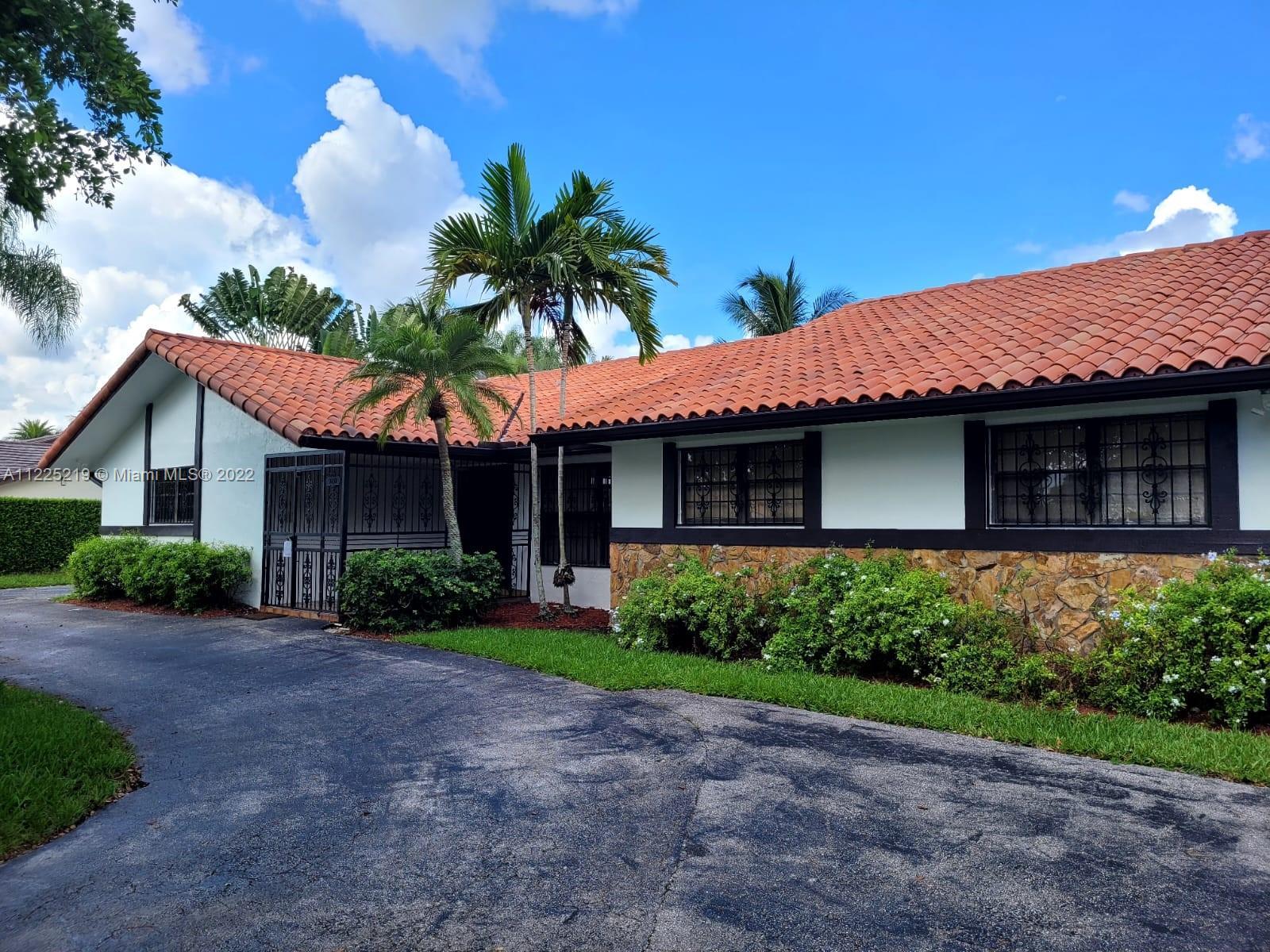 9650 SW 122nd Ave, Miami FL 33186 photo 2