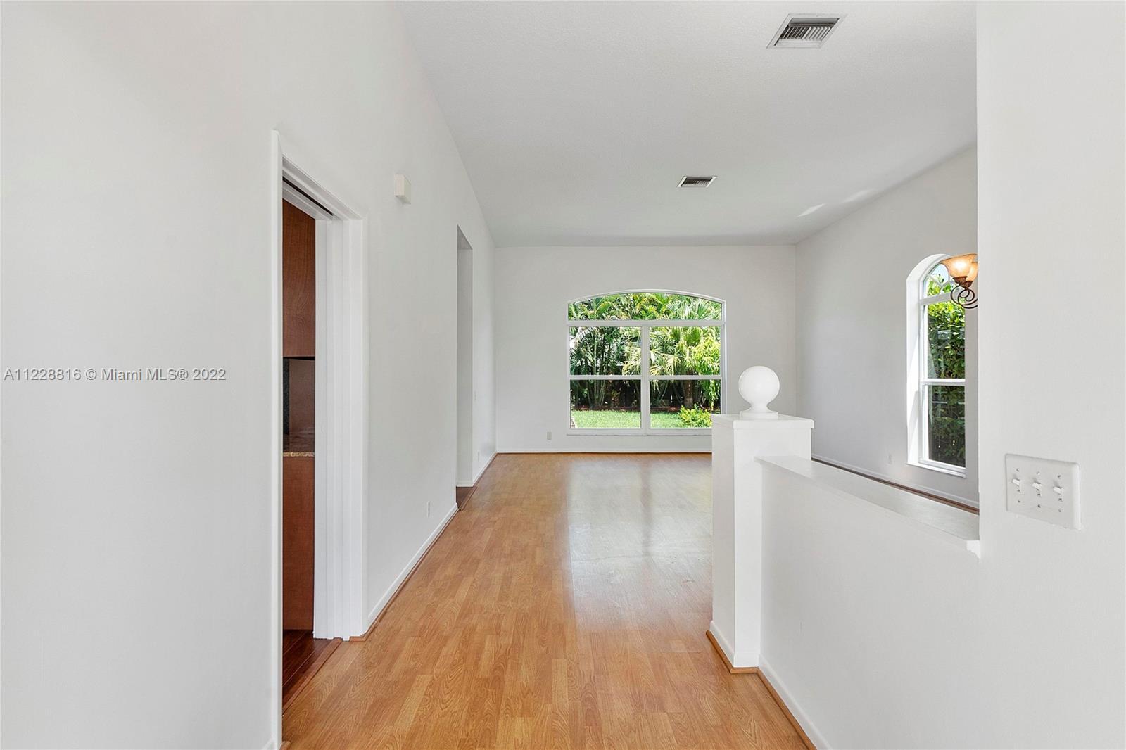 4177 NW 90th Ter, Coral Springs FL 33065 photo 4