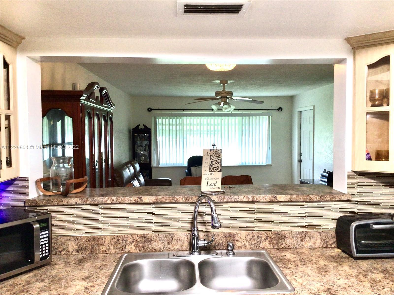 6720 Arbor Dr # 106, Miramar FL 33023 photo 2
