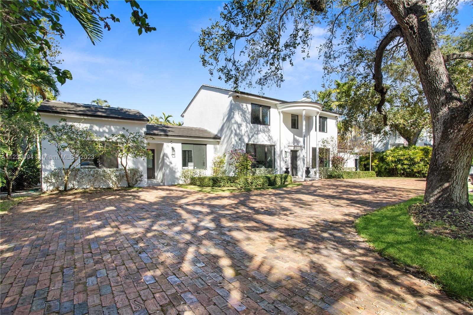 3110 Brickell Ave, Miami FL 33129 photo 2