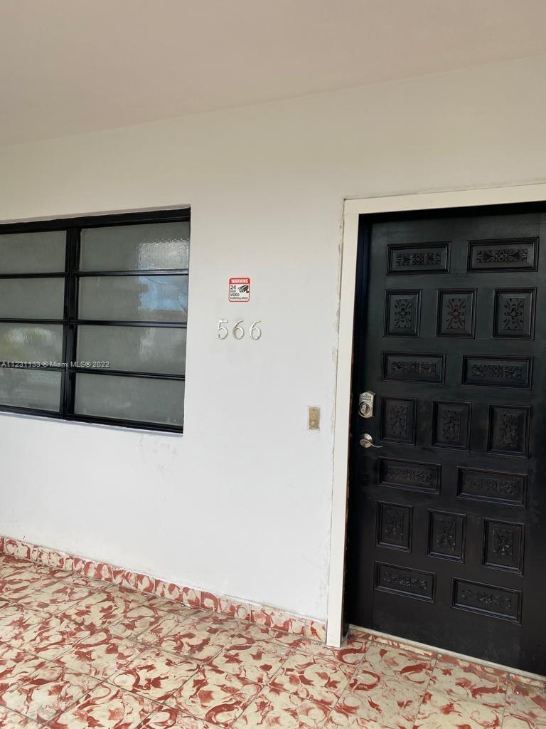 566 NW 1st St, Miami FL 33128 photo 3