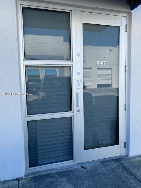 Miami, FL 33122 photo 2