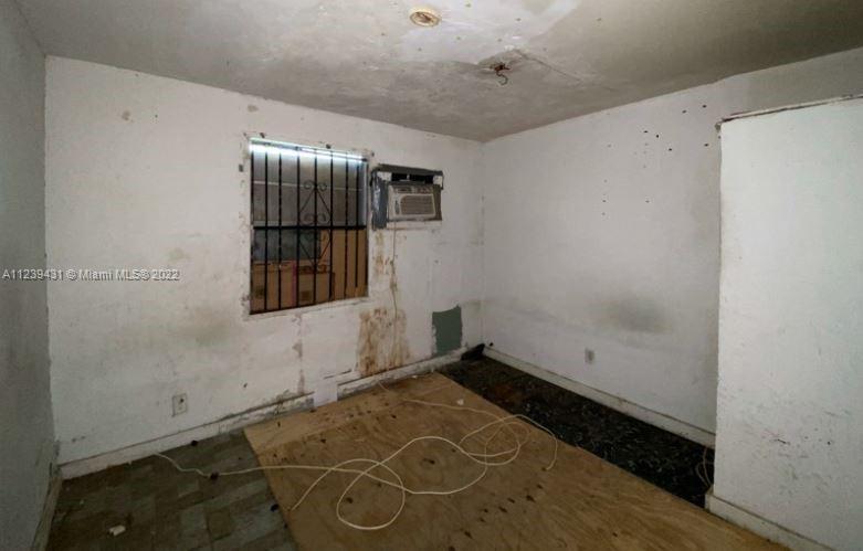 1920 NW 81st Ter, Miami FL 33147 photo 3