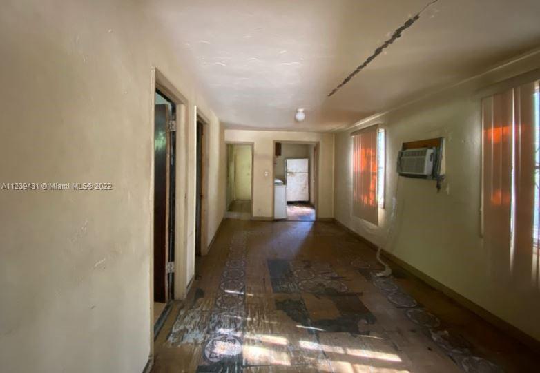 1920 NW 81st Ter, Miami FL 33147 photo 4