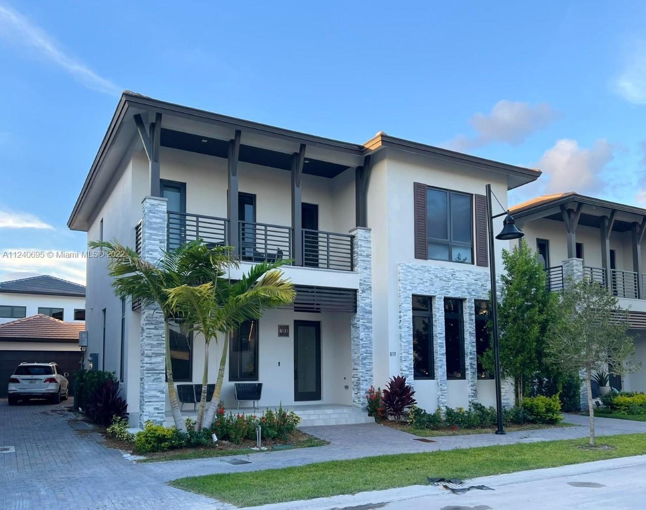 8131 NW 47th Terr, Doral FL 33166 photo 3