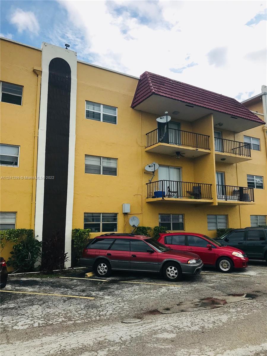 5100 SW 41st St # 311, Pembroke Park FL 33023