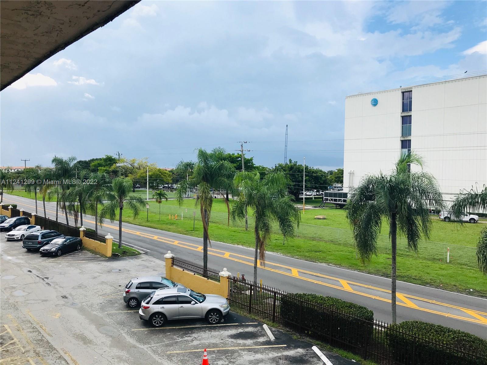 5100 SW 41st St # 311, Pembroke Park FL 33023 photo 4